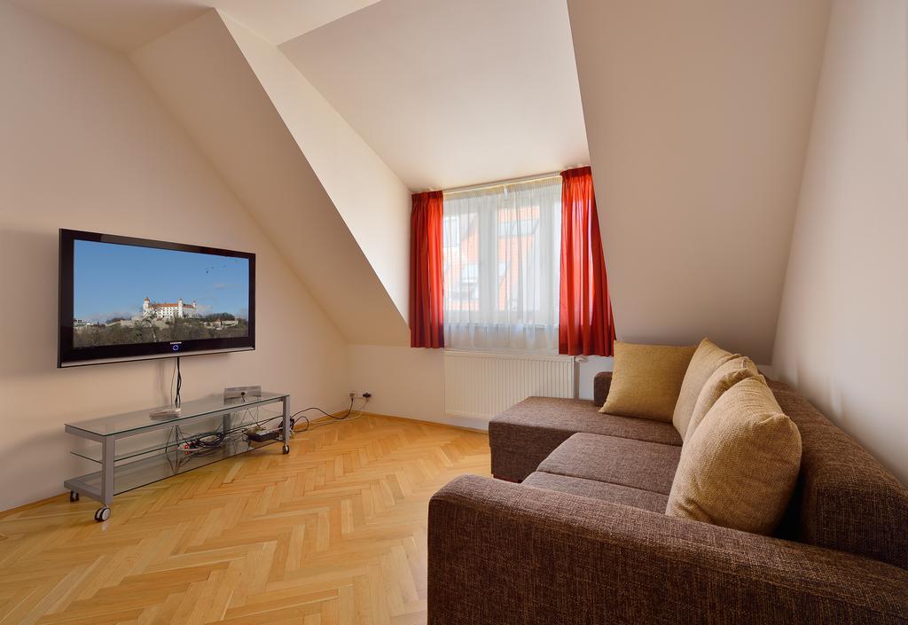 Ambiente Serviced Apartments - Tallerova Bratislava Cameră foto