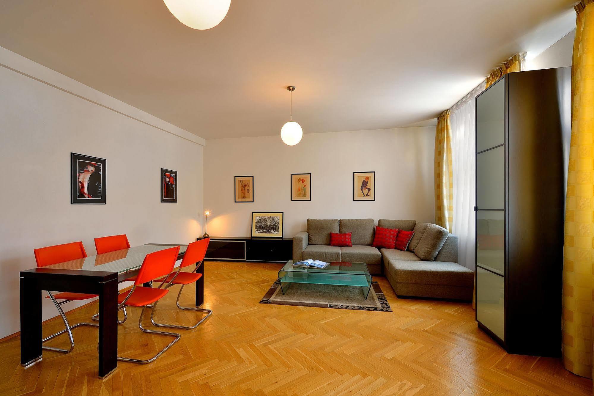 Ambiente Serviced Apartments - Tallerova Bratislava Exterior foto